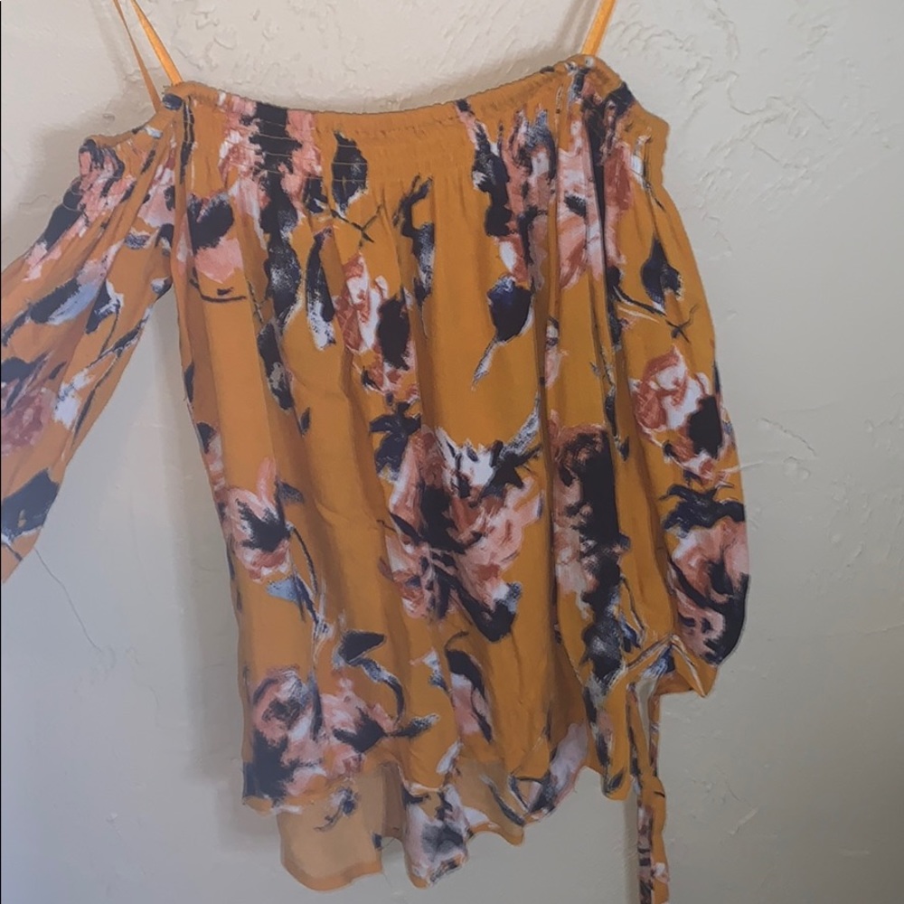 Shirt - Picture 2 of 2